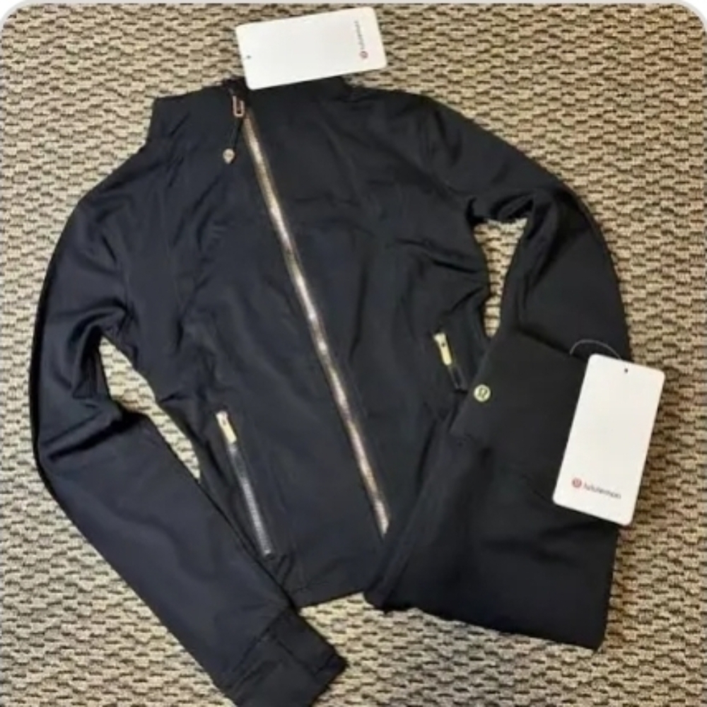 Lululemon Athletica Black Activewear Set